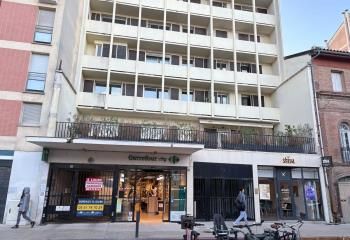 Location bureaux Toulouse - Quartier Saint-Michel, métro et tram