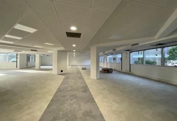Location bureaux Suresnes - Proximité autoroutes A13, A14 et quais de Seine