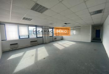 Location bureaux Fresnes - Proche A86/A6, parc d'activité sécurisé