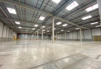 Entrepôt à louer Le Plessis-Pâté - Accès direct N104 et D19
