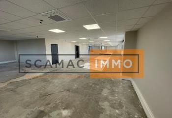 Location bureaux Osny - Proche A15 et RER A