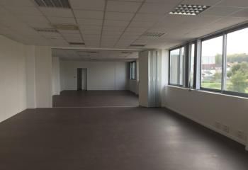 Location bureaux Dammarie-les-Lys - Proche D372 et bus