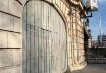 Local commercial à louer Paris 16 - Proche RER