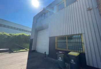 Local d'activité à louer Buc - Accès moyens et gros porteurs