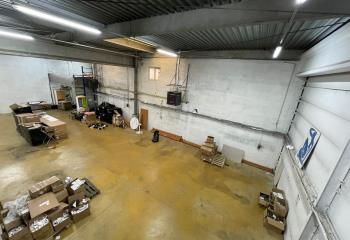 Local d'activité à louer Villejuif - Accès plein pied et moyens/gros porteurs