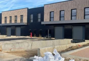 Location entrepôt Puiseux-en-France - 1200 m² - Dispo avril 2026