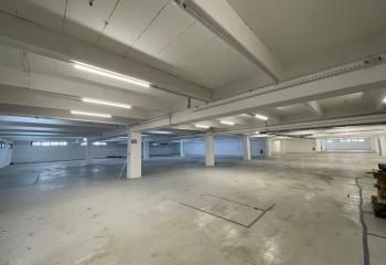 Location entrepôt Créteil - Métro ligne 8 et RER C/D à 10 min