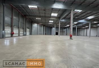 Entrepôt logistique à louer Combs-la-Ville - Proximité N104 et RER D