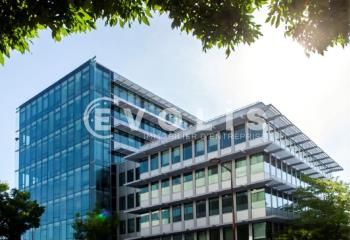 Location bureaux Montigny-le-Bretonneux - Proche RER, Transilien et SNCF