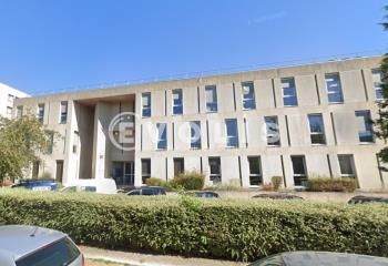 Bureaux à louer Vélizy-Villacoublay - Proche bus et tram