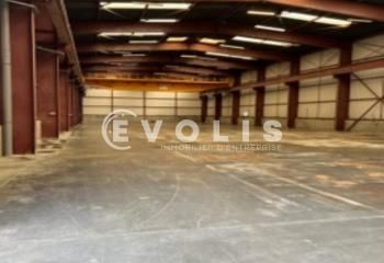 Locaux d'activité à louer Saint-Ouen-l'Aumône - Proximité transports en commun