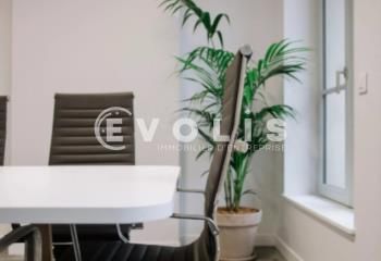 Bureaux spacieux Paris 16 - Métro George V - Bus 92