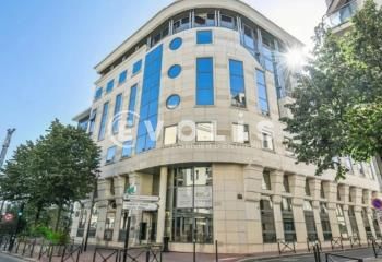 Bureaux privatifs Levallois-Perret - Gare de Clichy - Bus 174
