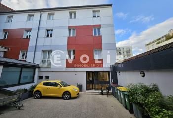 Location bureaux Montrouge - Proche métro et tramway