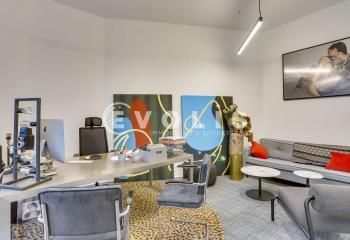 Bureaux clés en main Paris 8 - Métro Franklin D. Roosevelt - Bus 52