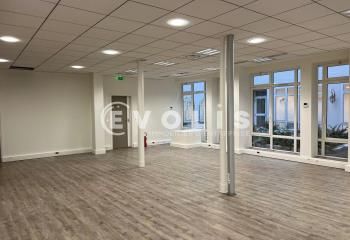 Plateau équipé Paris 10 - Métro Poissonnière - Bus Square Montholon