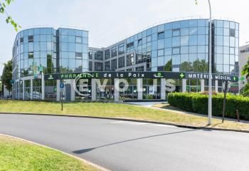 Location bureaux Lognes - Proche RER A et autoroute A4