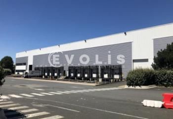 Location entrepôt Combs-la-Ville - Proximité Francilienne N104 et A5