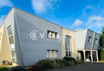 Location bureaux Savigny-le-Temple - Proche RER D et autoroute A5