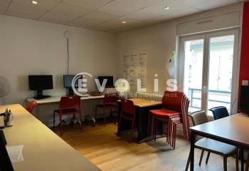 Location bureaux Paris 18 - Proche métro, bus et tram Porte de Saint-Ouen