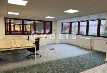 Location bureaux Paris 14 - Proche métro, RER et gare Montparnasse