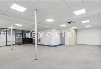 Location bureaux Paris 10 - Proche métro, bus et gare