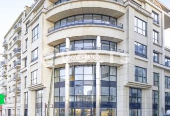 Bureaux modernes Neuilly-sur-Seine - Métro Les Sablons - Bus 43