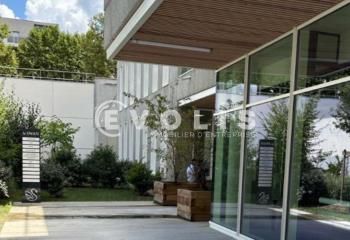 Bureaux à louer Villeurbanne Totem - Proche T6 et périphérique