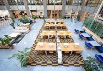 Bureaux d'exception Paris 13 - Atrium lumineux - Métro Quai de la Gare