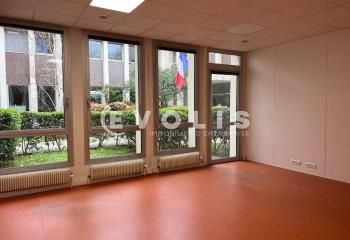 Location bureaux Paris 13 - Proche RER C, métro 14 et bibliothèque Mitterrand