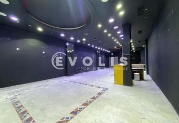Location local commercial Paris 2 - Proche métro Strasbourg
