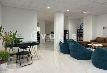 Location bureaux Paris 15 - Proche métro Volontaires et Convention