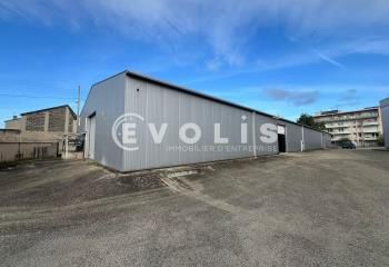 Local d'activité à louer Vénissieux - Proche Tram T4 et A43