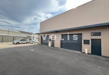 Local d'activité à louer Saint-Priest - Proche bus, tram et gare