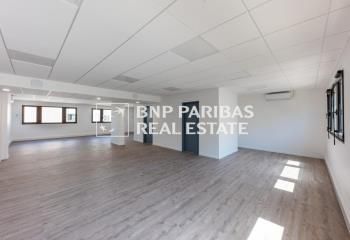 Location bureaux Ivry-sur-Seine - Proche RER C et Paris