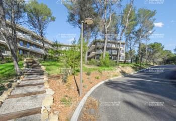 Location bureaux Sophia Antipolis - Proche Valbonne et nombreux parkings