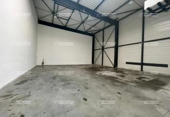 Cellule d'activité à vendre Chanteloup-en-Brie - Parc récent