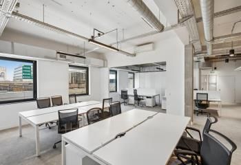 Location bureaux Saint-Ouen - Proche Paris, nombreux parkings