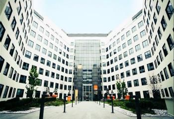 Location bureaux Paris 15 - Proche transports en commun