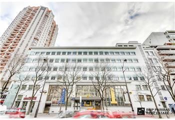 Location bureaux Paris 13 - Place d'Italie, proche métro et commerces