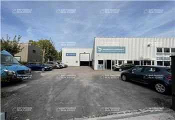 Local d'activité à louer Montigny-le-Bretonneux - Proche transports