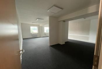 Location bureaux La Plaine Saint-Denis - Proche RER B et métro ligne 13