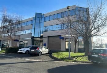 Location cellules d'activités et bureaux Colombes - Proche transports