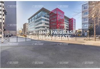 Location bureaux Ivry-sur-Seine - Proche RER C, métro ligne 7 et tramway T3a