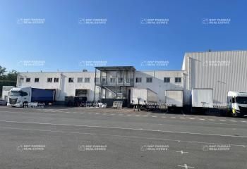 Location entrepôt Bassens - Proche A10, rocade et Bordeaux