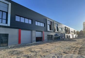 Location local d'activité Saint-Quentin-Fallavier - Proche A43