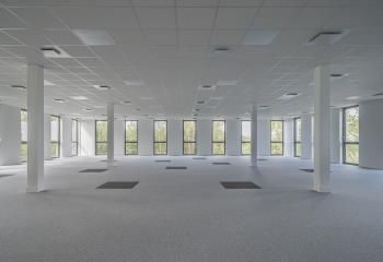 Location bureaux Nantes - Proche Chronobus C6 et ligne express E5