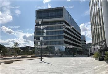 Location bureaux Villeurbanne - Carré de Soie - Proche Tram et Métro