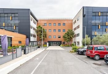 Location bureaux Montpellier Est - Parc Eureka - Bus au pied de l'immeuble