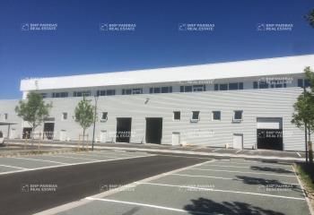 Local d'activité à louer Floirac - 9 parkings inclus